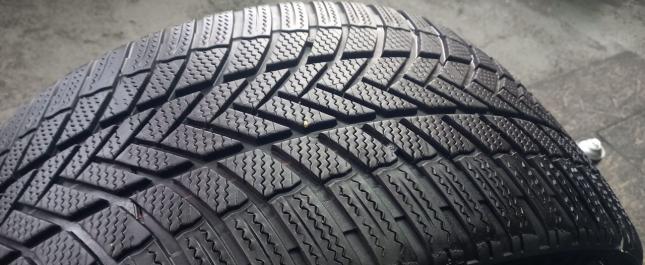 Bridgestone Blizzak LM-005 265/40 R21 105H