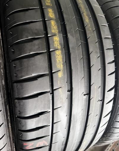 Michelin Pilot Sport 4 255/45 R18