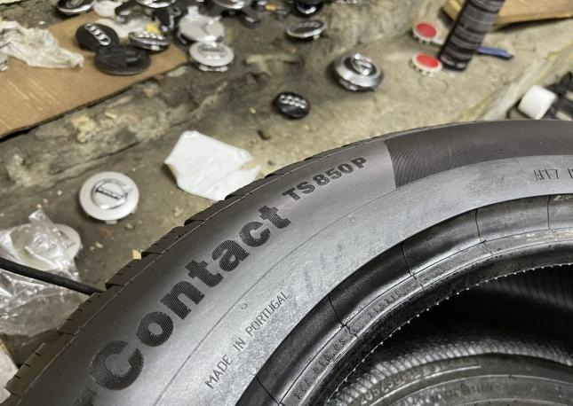 Continental ContiWinterContact TS 850 235/55 R19