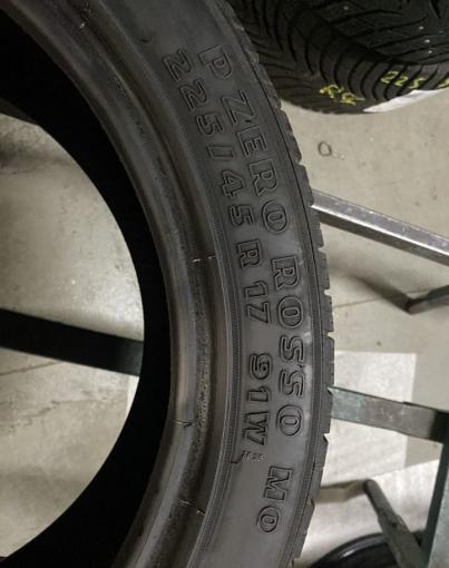 Pirelli P Zero Rosso 225/45 R17