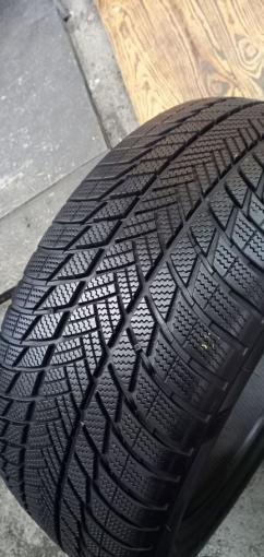 Bridgestone Blizzak LM-001 275/45 R20 110V