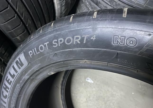 Michelin Pilot Sport 4 295/40 R19 108Y