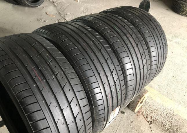 Bridgestone Potenza S001 245/40 R21 и 275/35 R21