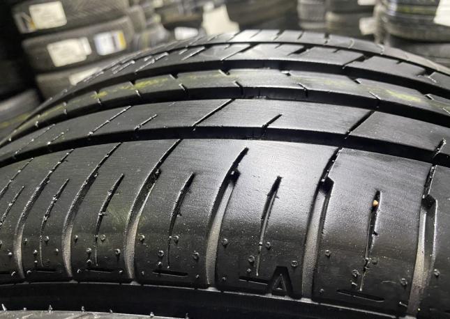 Sumitomo HTR 200 215/50 R17