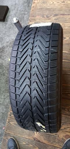 Vredestein Wintrac Xtreme 245/40 R20 99W