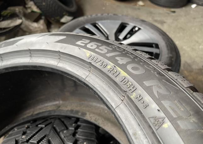 Pirelli Ice Zero 265/40 R21 105H