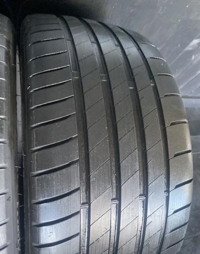 Bridgestone Potenza S005 235/35 R19