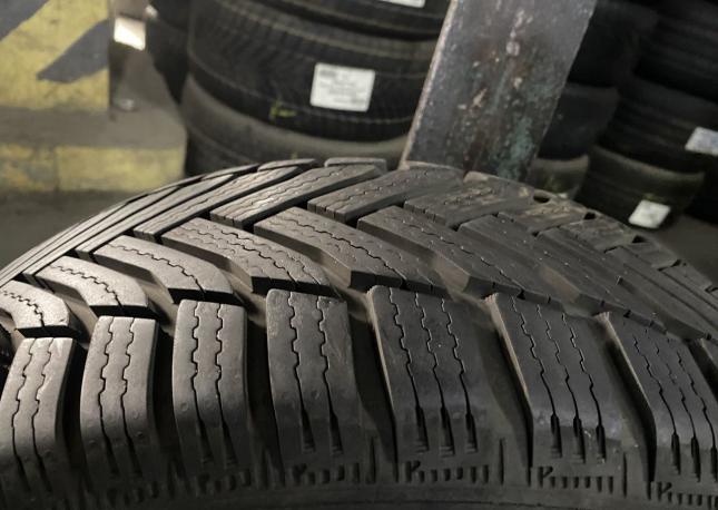 Michelin Alpin 6 215/45 R17