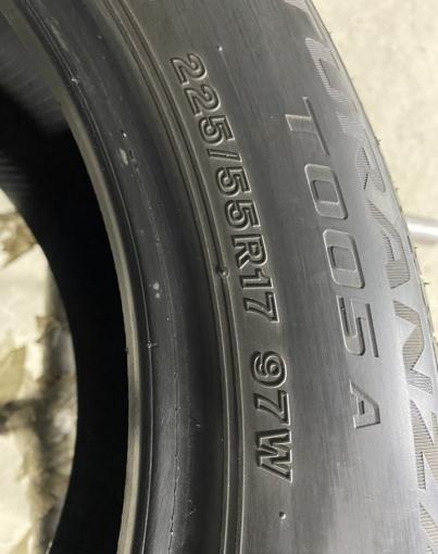 Bridgestone Turanza T005A 225/55 R17