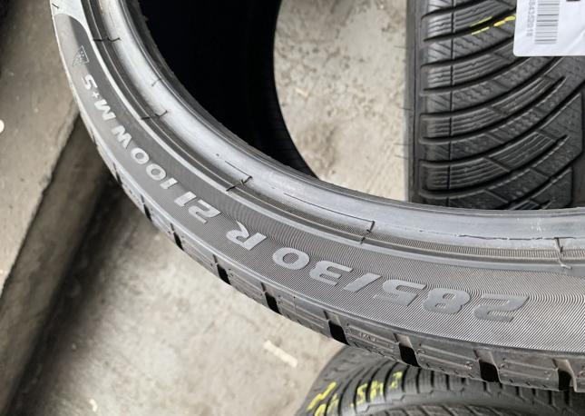 Pirelli Winter Sottozero 3 285/30 R21