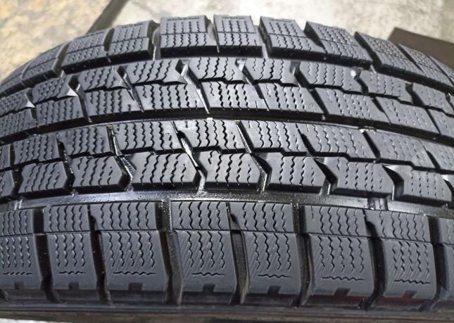Goodyear Ice Navi 7 215/60 R16