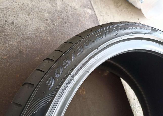 Pirelli P Zero Gen-2 305/30 R20