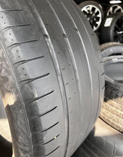 Yokohama Advan Sport V107 285/45 R22 и 325/40 R22