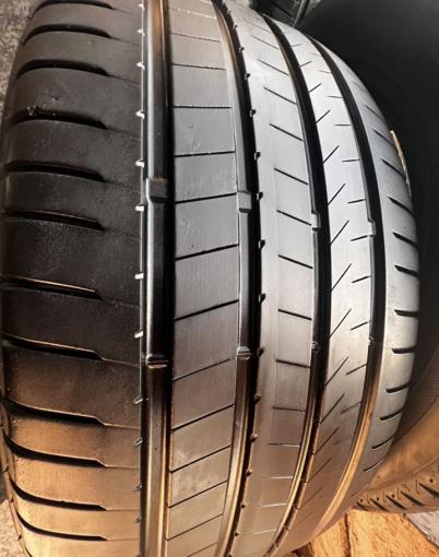 Bridgestone Alenza Sport 285/45 R22