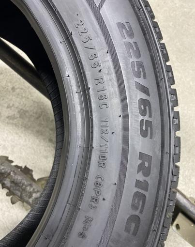 Pirelli Carrier Winter 225/60 R16C