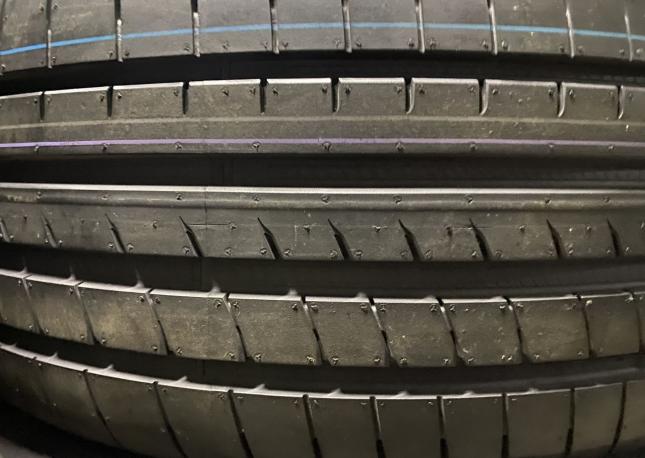 Goodyear Eagle F1 Asymmetric 5 275/40 R22 107Y