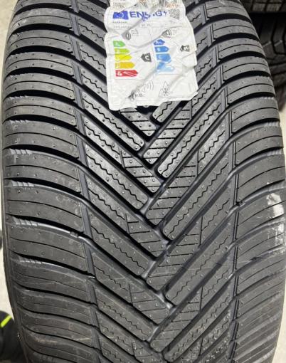 Hankook Kinergy 4s2 X H750A 275/45 R20