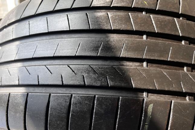 Bridgestone Alenza 001 255/50 R20