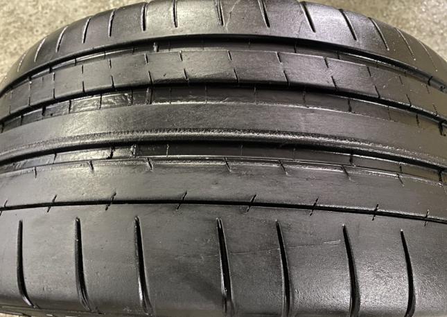 Michelin Pilot Super Sport 245/40 R18 97Y