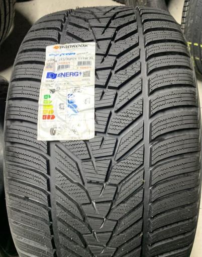 Hankook Winter I&#39;Cept Evo 3 W330 275/40 R21 и 315/35 R21