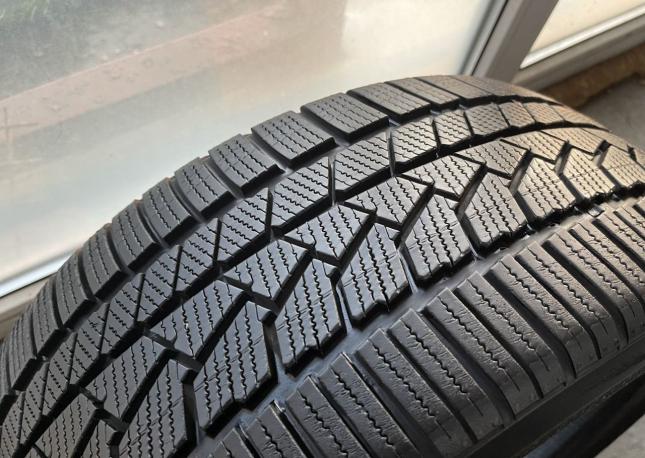 Continental ContiWinterContact TS 860 225/40 R19