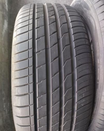 Nexen N Fera RU1 215/55 R17 94V