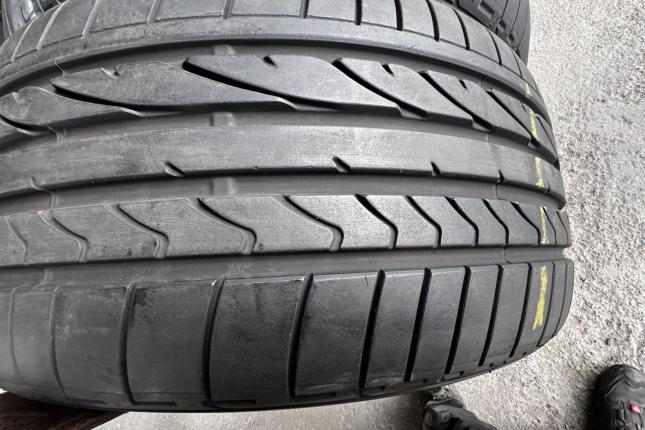 Bridgestone Potenza RE-01R 295/35 R20