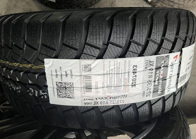 Kumho WinterCraft WP51 275/35 R19