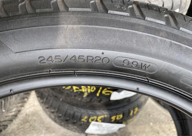 Michelin Latitude Tour HP 245/45 R20 99W