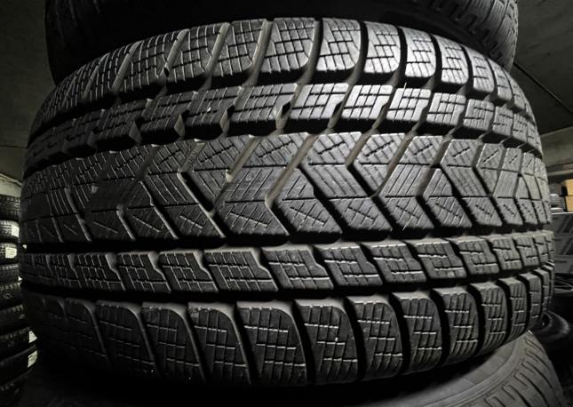 Pirelli Scorpion Winter 285/40 R22