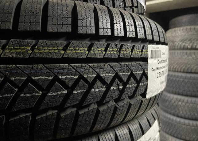 Continental ContiWinterContact TS 850 235/70 R18