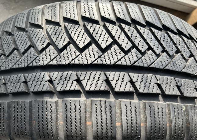 Continental ContiWinterContact TS 850 225/40 R18