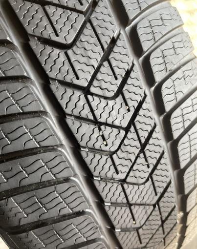 Pirelli Winter Sottozero 3 245/40 R19 98V