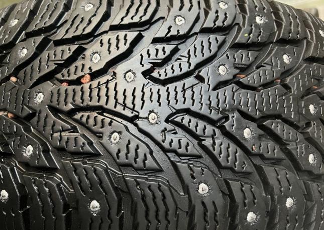 Nokian Tyres Hakkapeliitta 9 235/55 R19