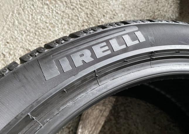 Pirelli Winter Sottozero 240 Serie II 285/35 R20 104V