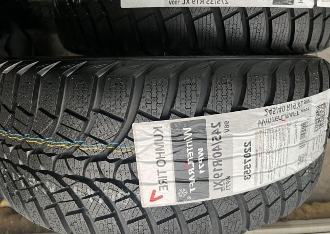 Kumho WinterCraft WP71 275/35 R19