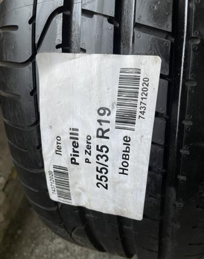 Pirelli P Zero 255/35 R19 Y