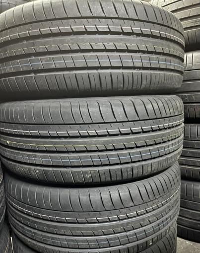 Nexen N&#39;Fera Primus 235/50 R19 103V