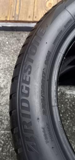 Bridgestone Blizzak LM-001 225/50 R17 98H