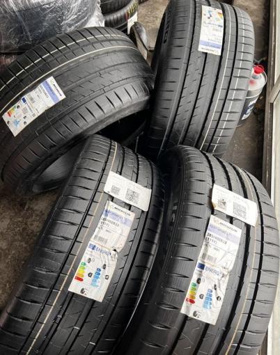 Michelin Pilot Sport 4 SUV 285/40 R23 и 325/35 R23