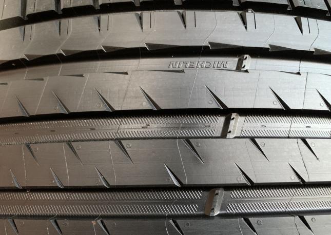 Michelin Pilot Sport 4 S 285/40 R21 и 315/35 R21 109Y