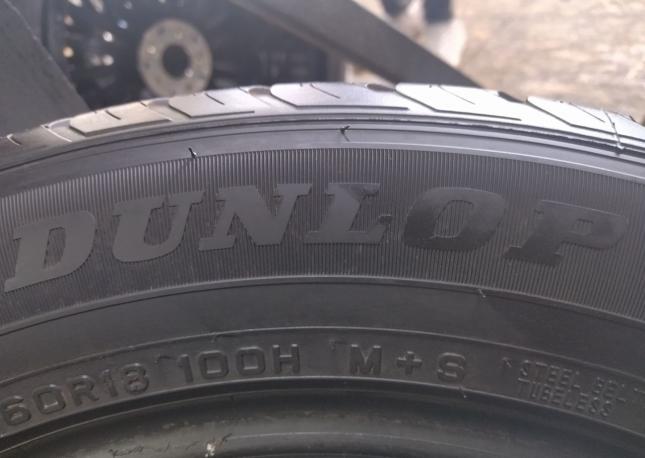 Dunlop Grandtrek ST30 225/60 R18 100H