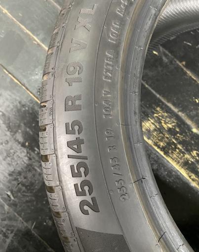 Continental ContiWinterContact TS 850 P 255/45 R19