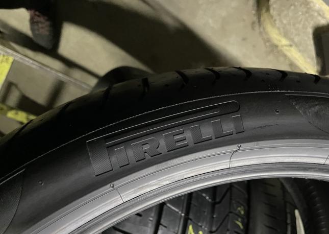 Pirelli P Zero 285/35 R22 и 315/30 R22 107Y