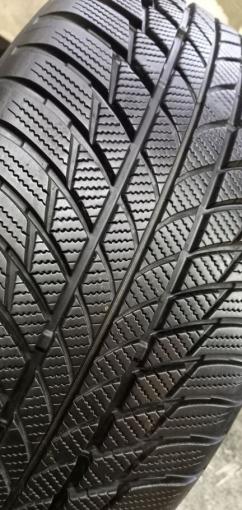 Bridgestone Blizzak LM-001 225/50 R17 98H