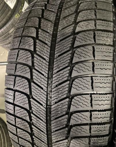 Michelin Latitude X-Ice 245/45 R18