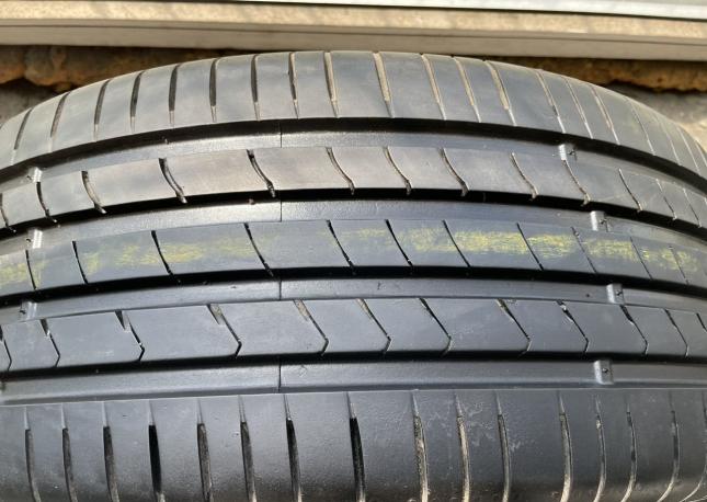 Kumho Ecsta HS51 205/45 R17 88V