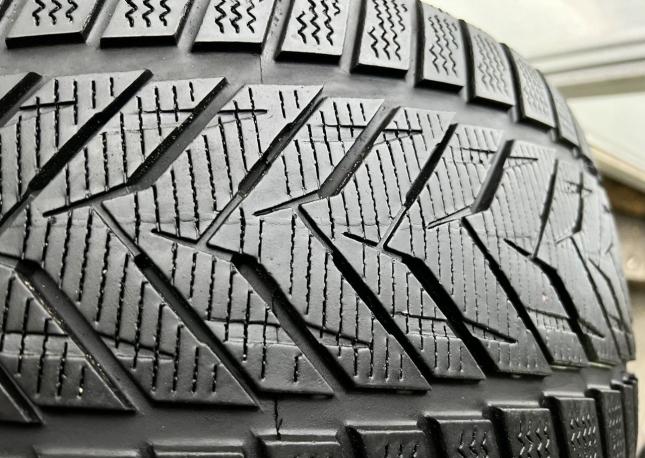 Vredestein Wintrac 4 Xtreme 235/40 R19