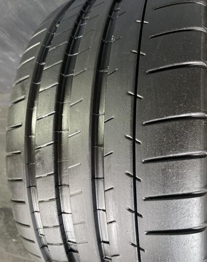 Michelin Pilot Super Sport 255/35 R19