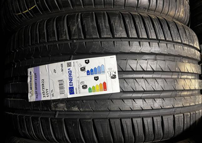 Michelin Pilot Sport 4 S 315/35 R22 и 275/40 R22